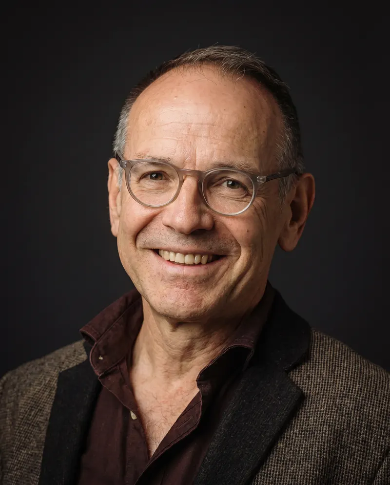 Porträt: Dr. med. Gregor Burkhart, MPH